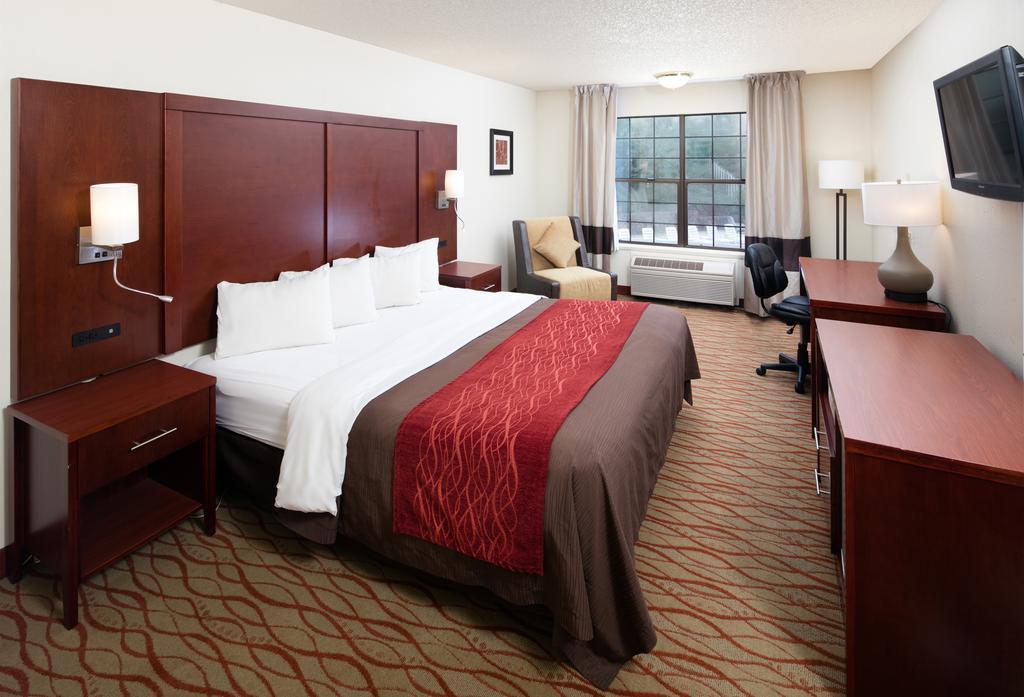 Red Lion Inn&Suites Auburn Exterior foto