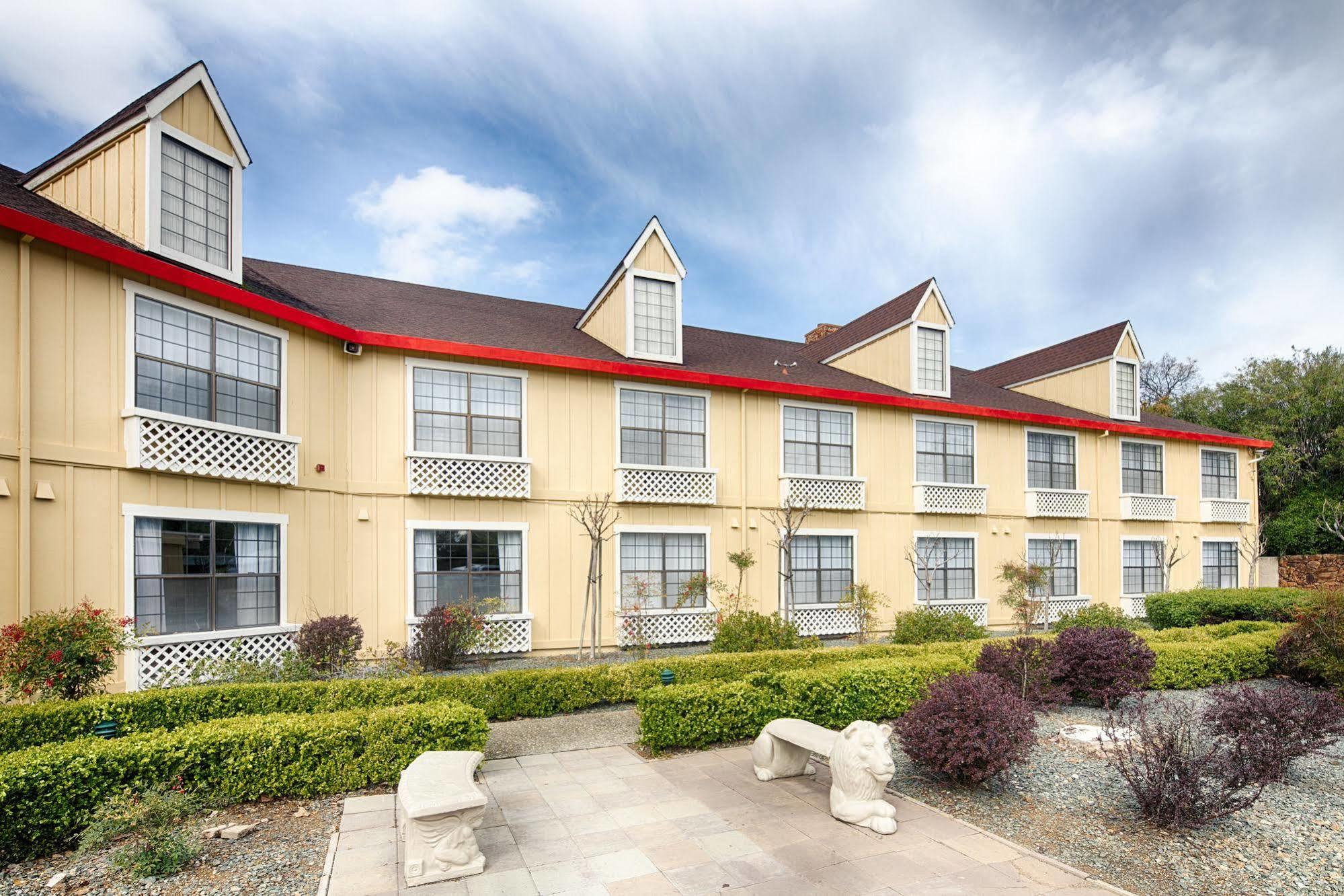 Red Lion Inn&Suites Auburn Exterior foto
